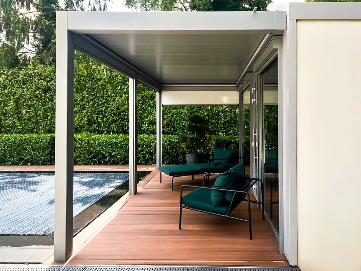 Pergola/ Terrassenüberdachungen und Zubehör
